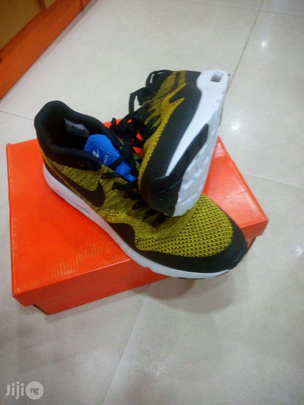 Nike Juggling Sneakers