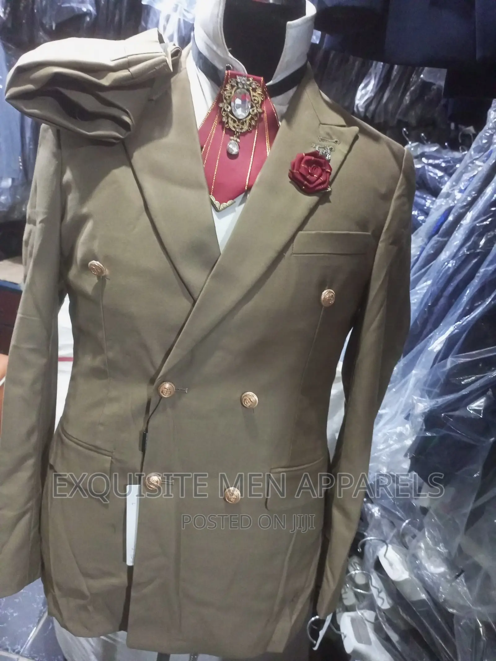 Quality Double Breasted Men’S Suit
