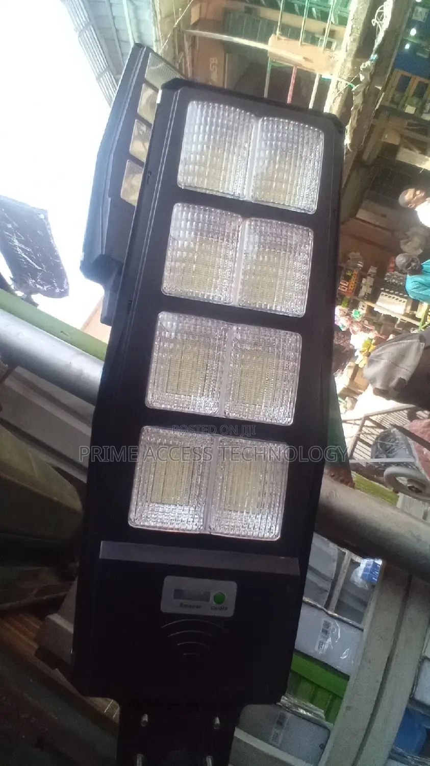 8 Eyes Solar All in One Street Lights