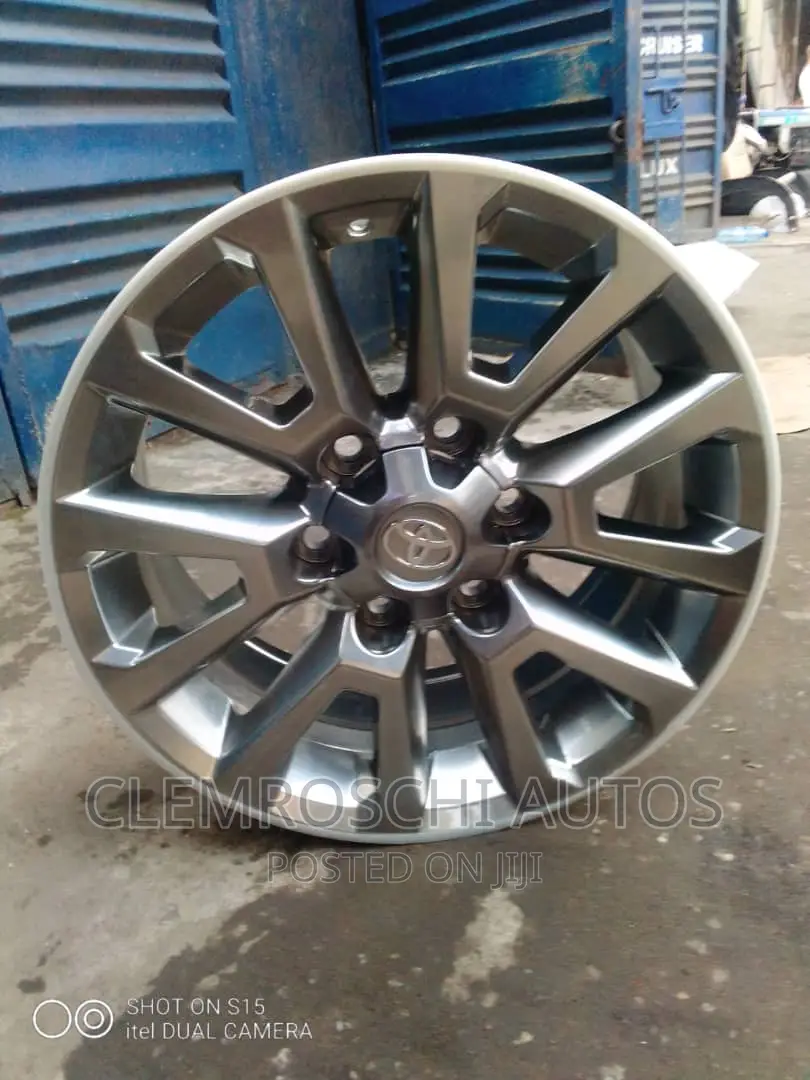 High Quality Certified Complete Upgrade Alloyed Rims Prado