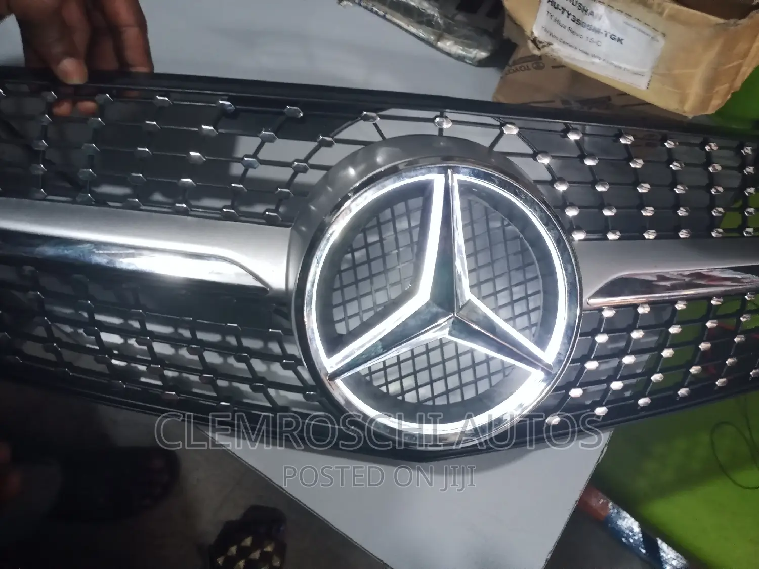 High Quality Certified New LED Front Grill C300 2008-2011