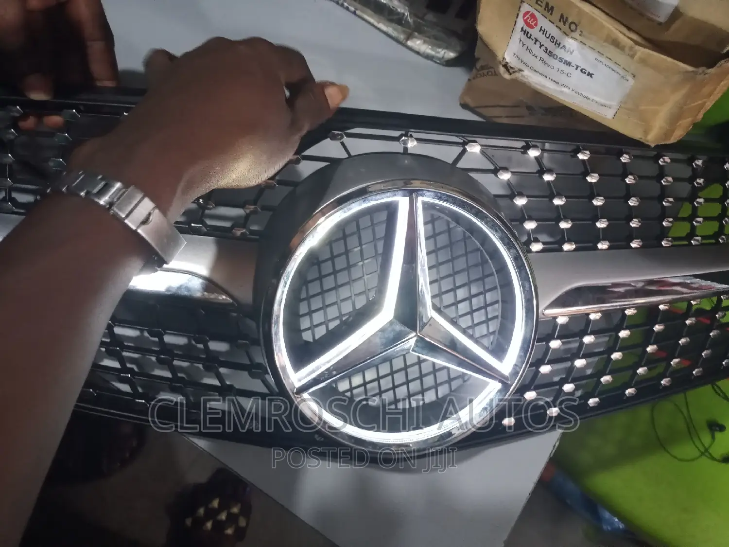 High Quality Certified New LED Front Grill C300 2008-2011