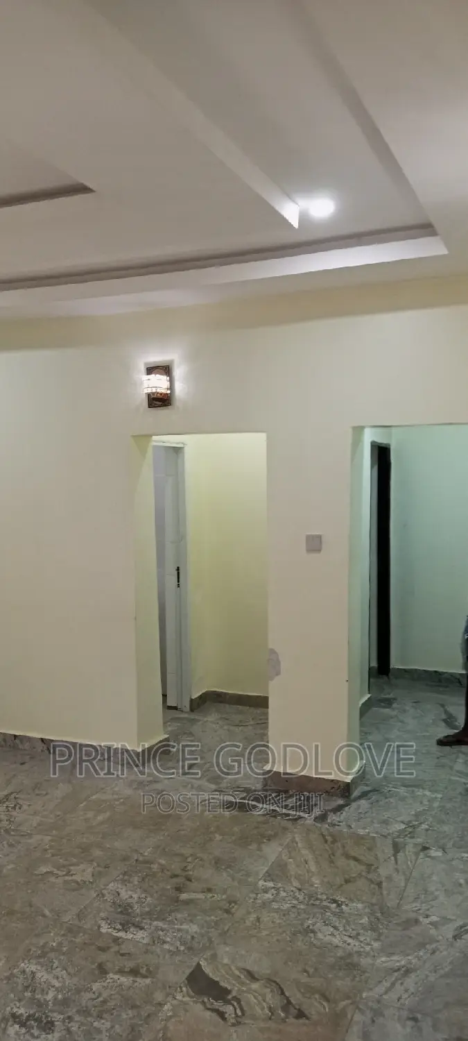 2bdrm Block of Flats in Rockville Estate, Dawaki for rent