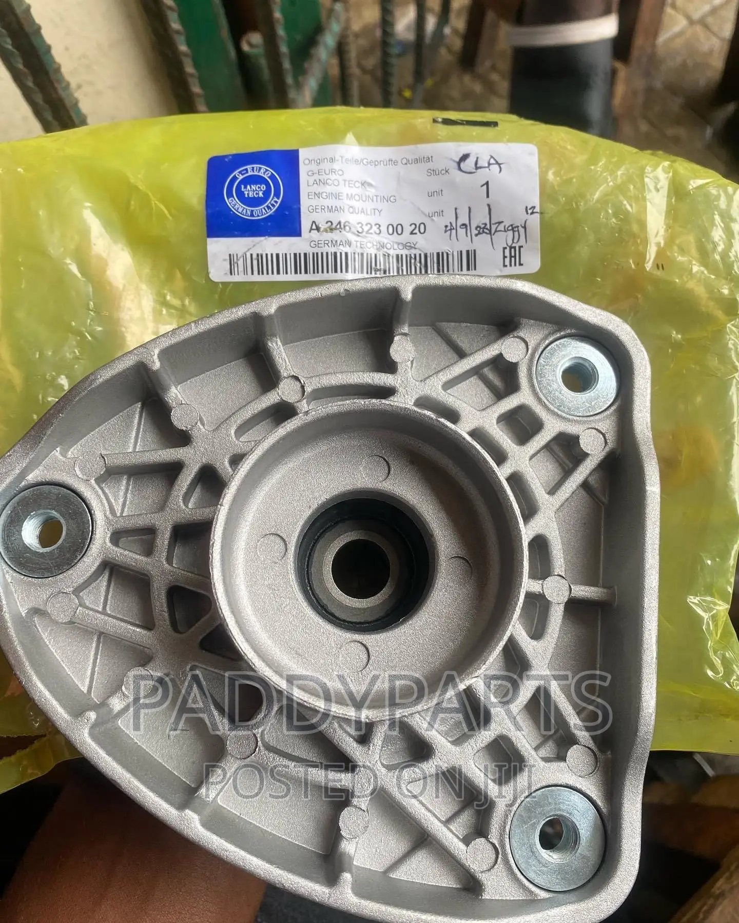 Mercedes Benz GLA 250 Shock Absorber Pad