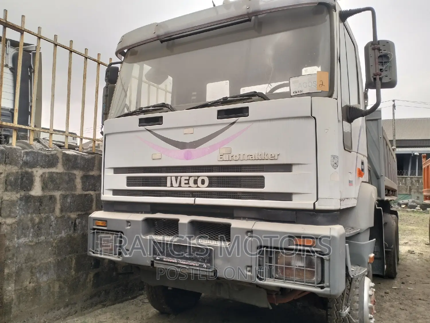 Foreign Used Iveco Truck 10 Tires.