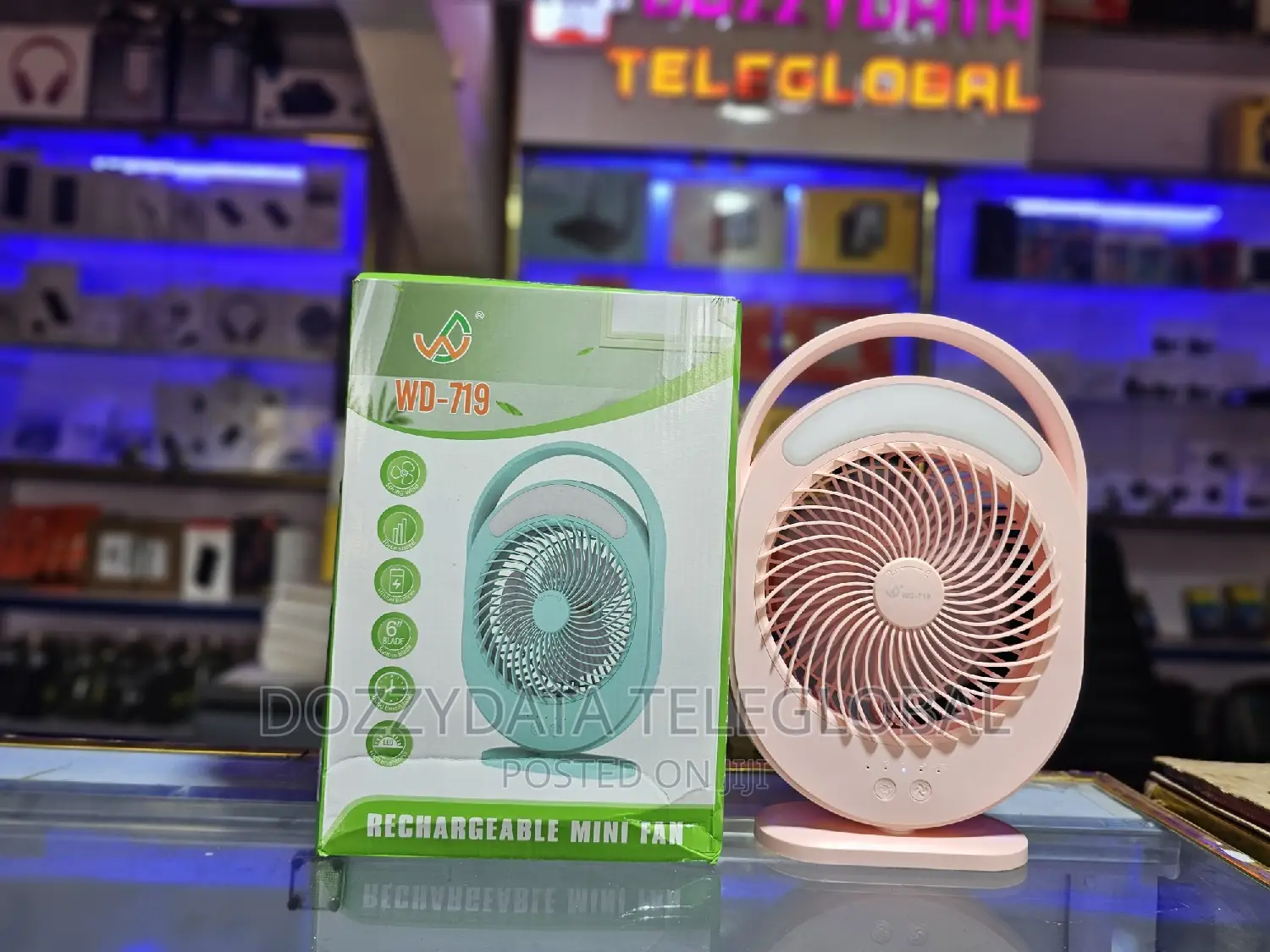 Rechargeable Battery Strong Wind Desk Fan With LED Lamp