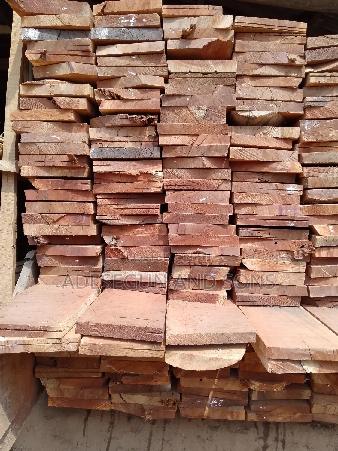 Mahogany Wood in Different Sizes, 2x12x12