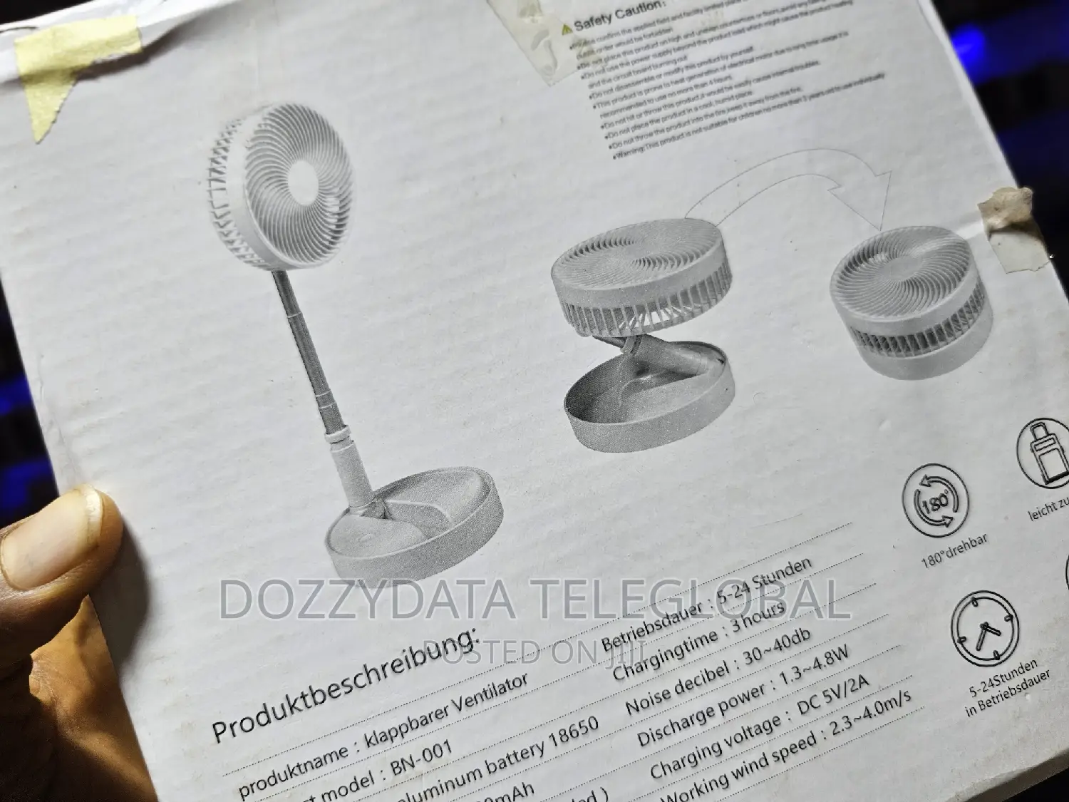 Folding Fan
(Bn-001)
Battery 7200mah Fan