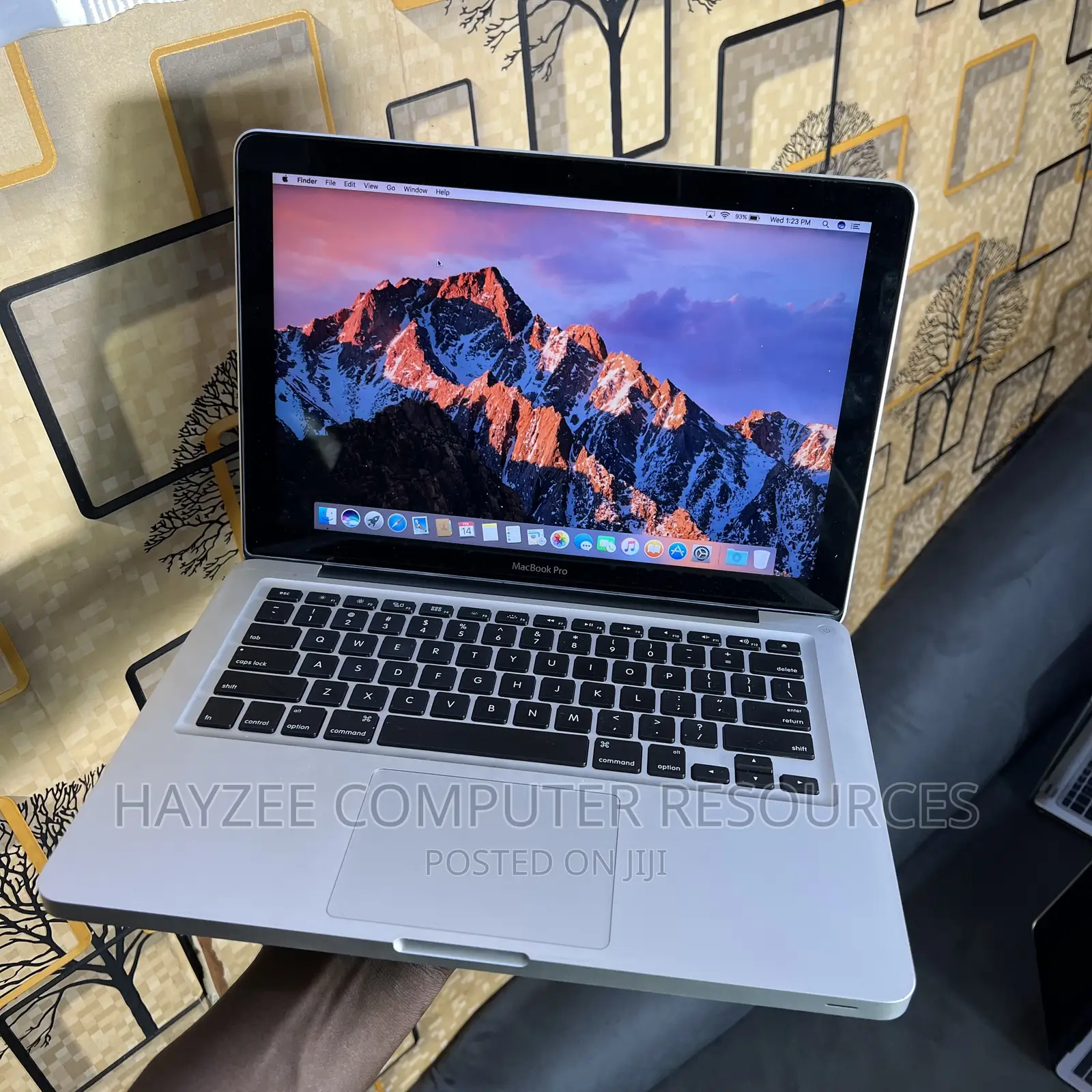 Laptop Apple MacBook 2012 8GB Intel Core I5 HDD 500GB