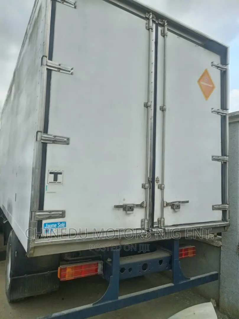 Mercedes Actros Container Body