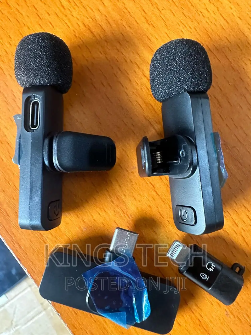  Double Type C and iPhone Wireless Microphone