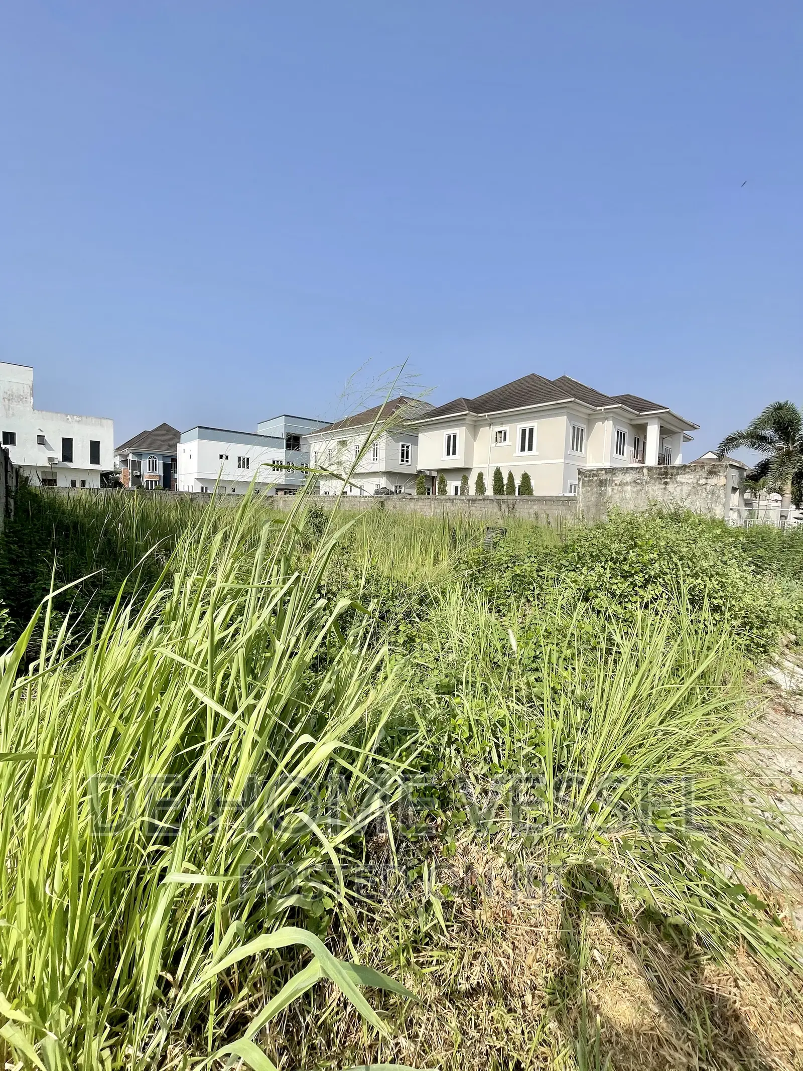 Prime Dry Land in the Best Estate