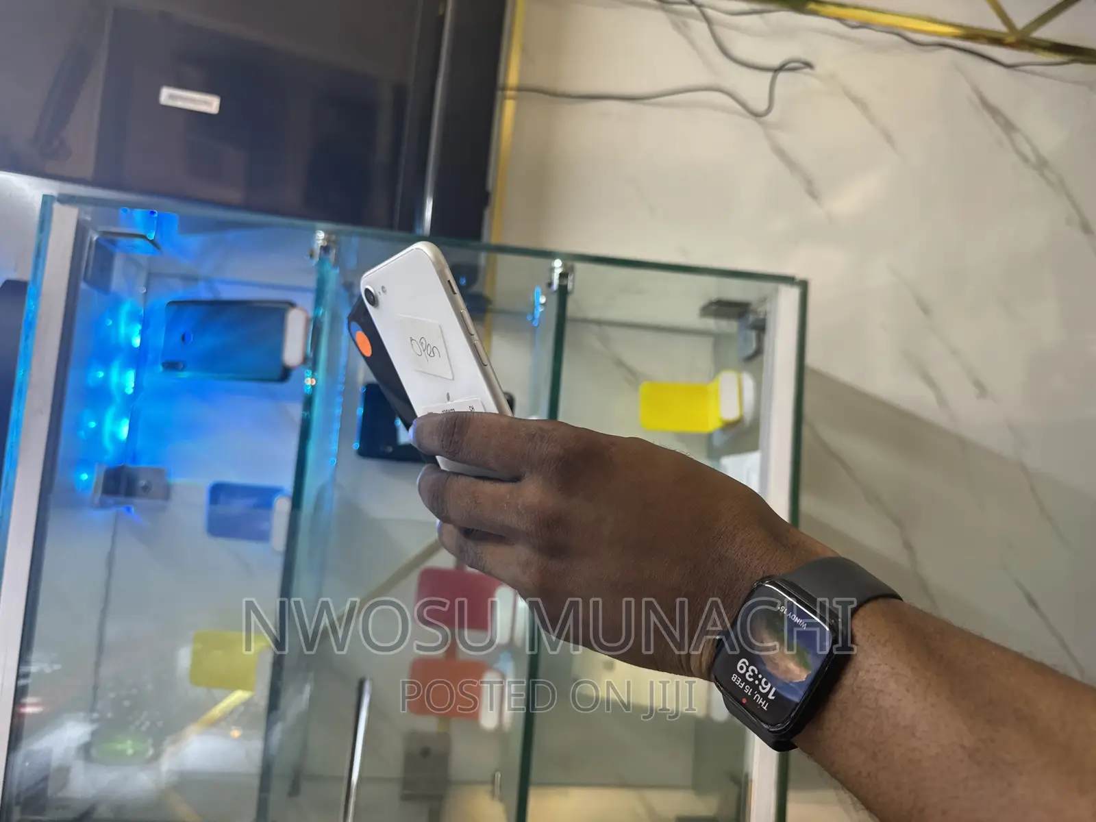 Apple iPhone SE (2020) 64 GB Black