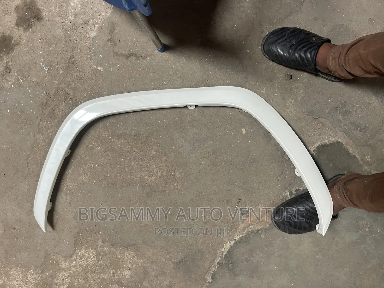 Landcruiser 2022/2023 Fender Padded
