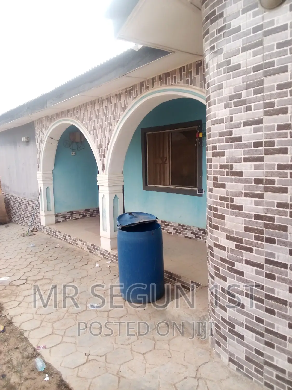 4bdrm Block of Flats in Ire Wole Estate, Apata for sale