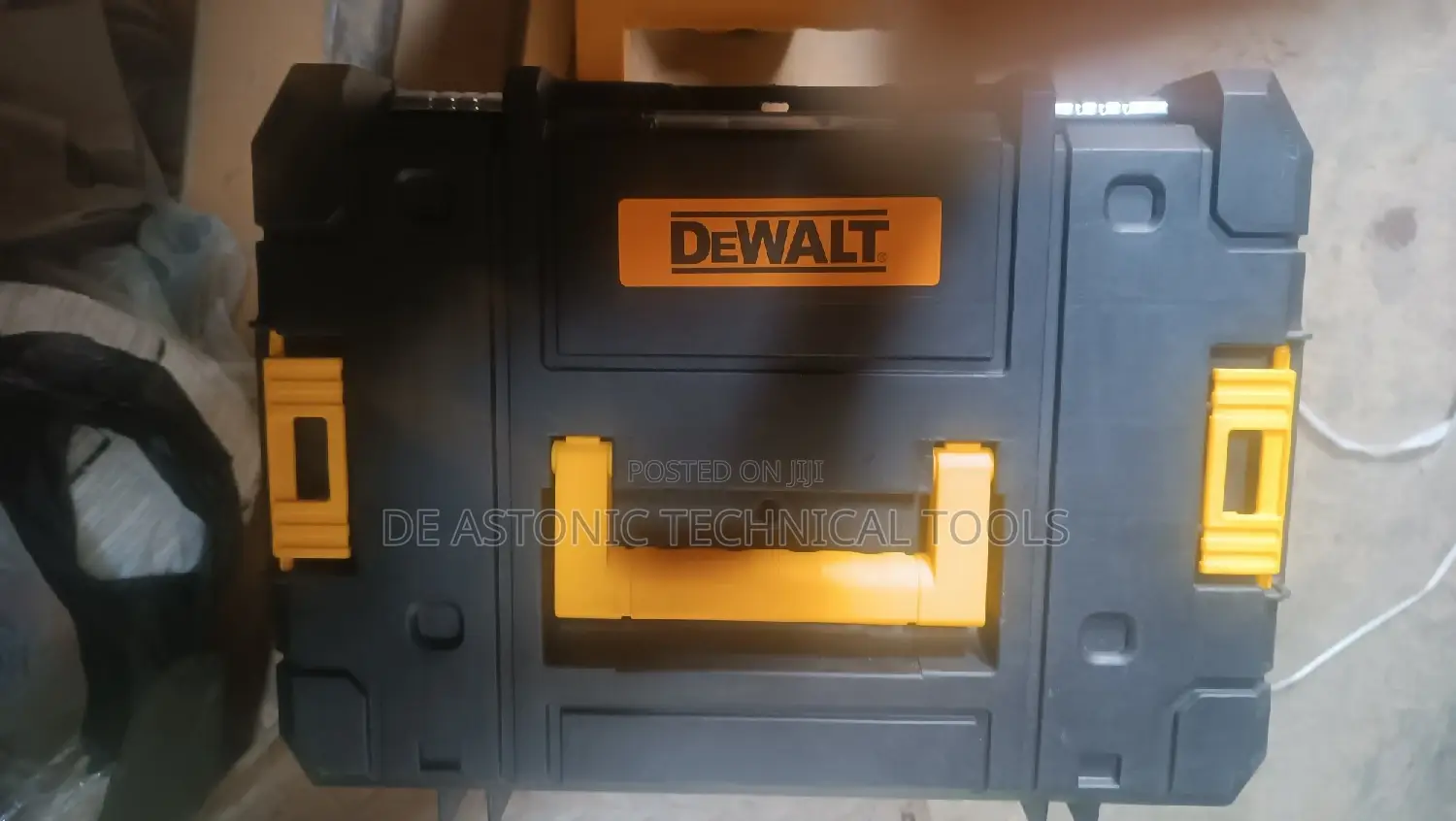 118v Dewalt Cordless Pressure Washer Machine