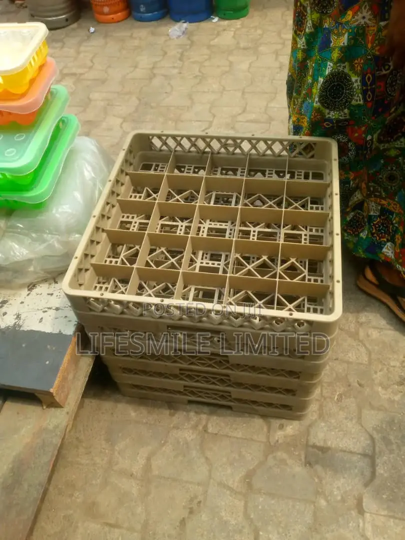 Quality Plastic Glass Crate