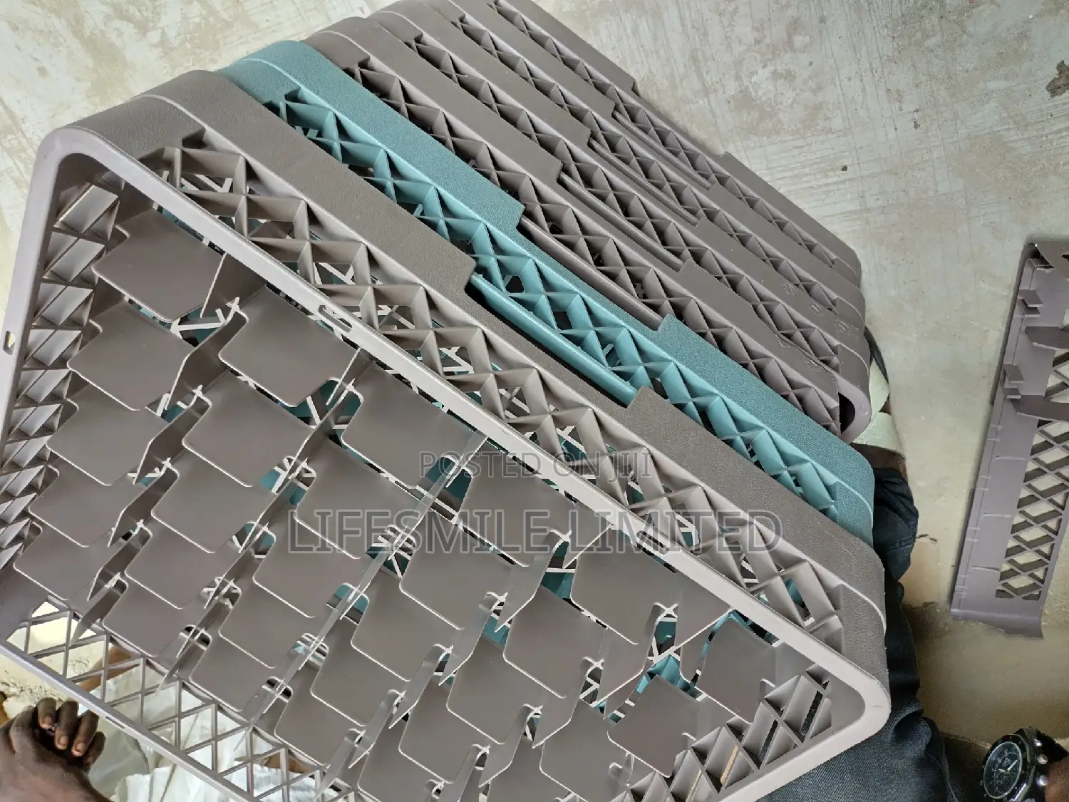 Quality Plastic Glass Crate