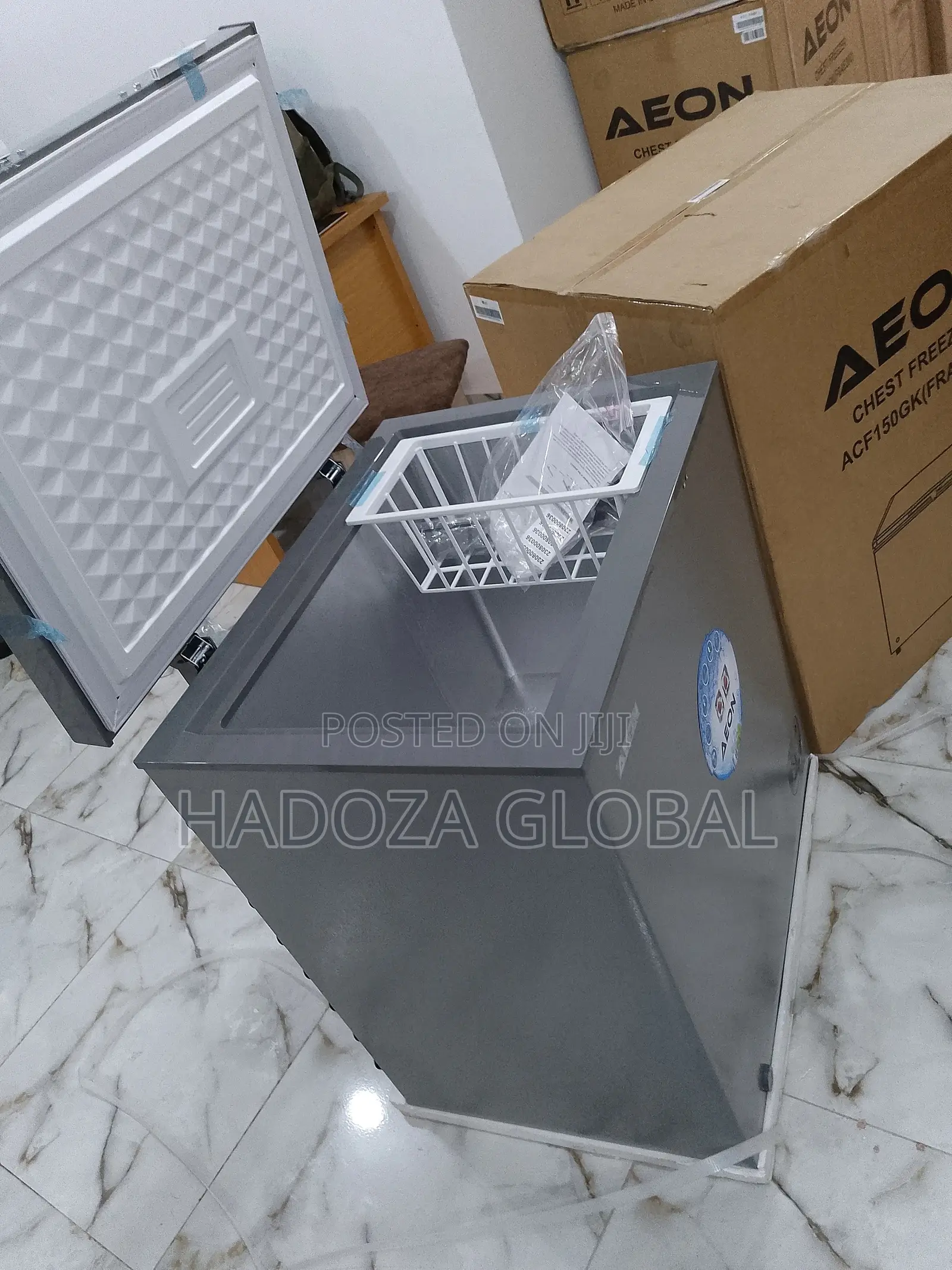Quality Aeon 150 Litres Acf150gk Chest Freezer