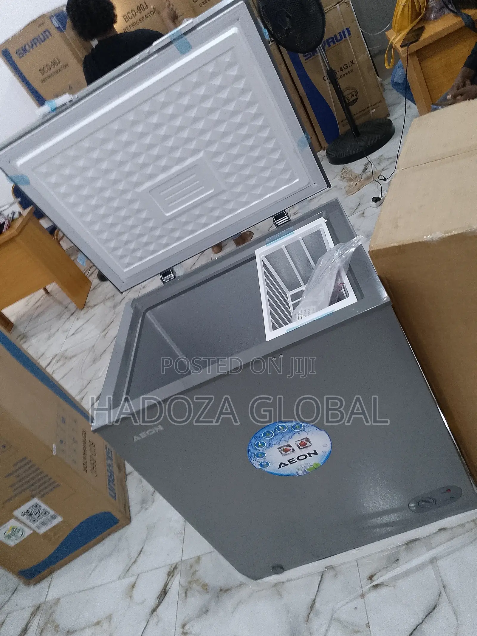 New Efficient Aeon 150 Litres Acf150gk Chest Freezer