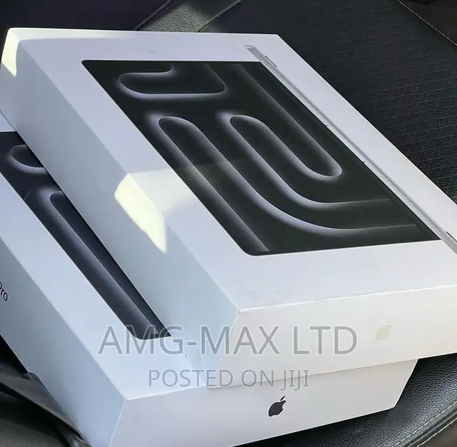 New Laptop Apple MacBook Pro 2023 M3 14-Inch 8GB Apple M3 SSD 512GB