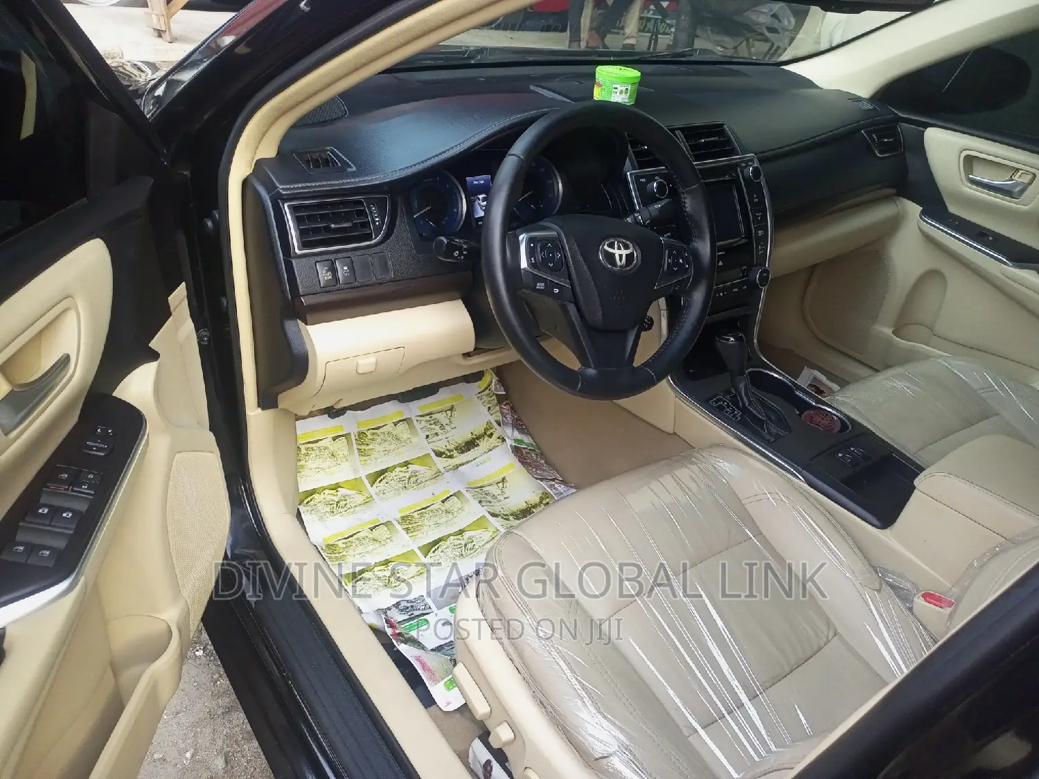 Toyota Camry 2016 Black