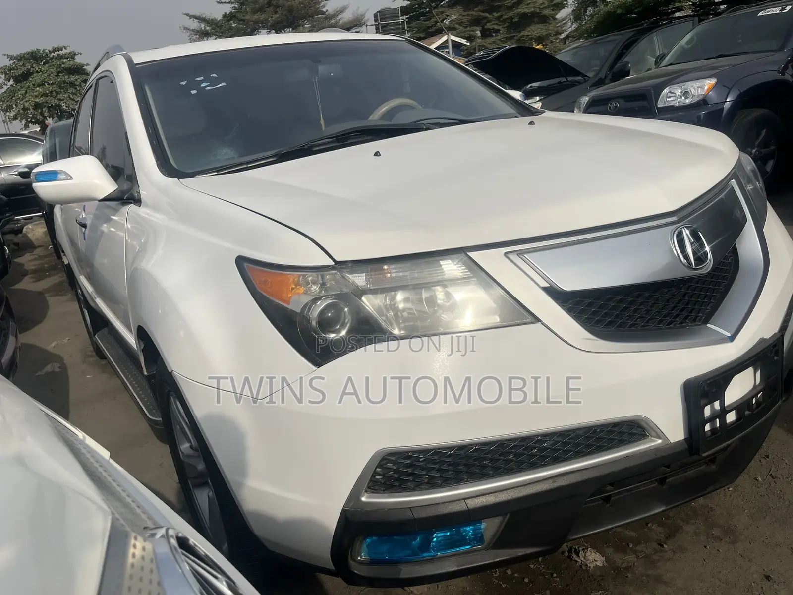 Acura MDX SUV 4dr AWD (3.7L 6cyl 6A) 2011 White