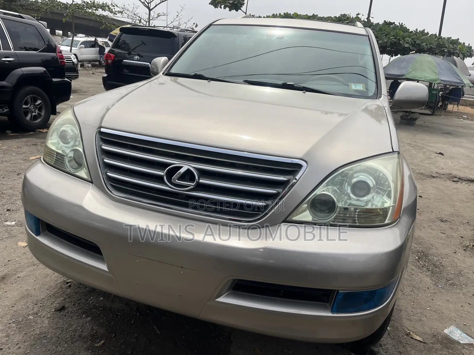 Lexus GX 470 2007 Gold