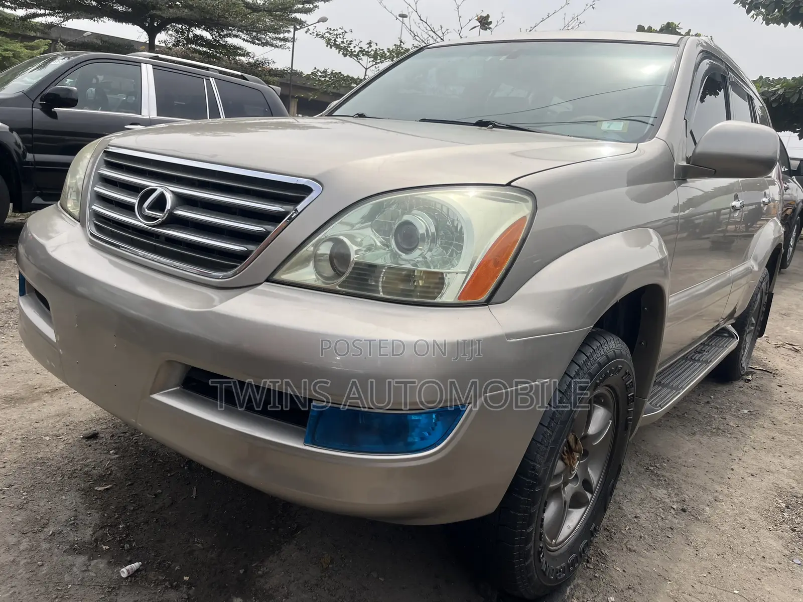 Lexus GX 470 2007 Gold