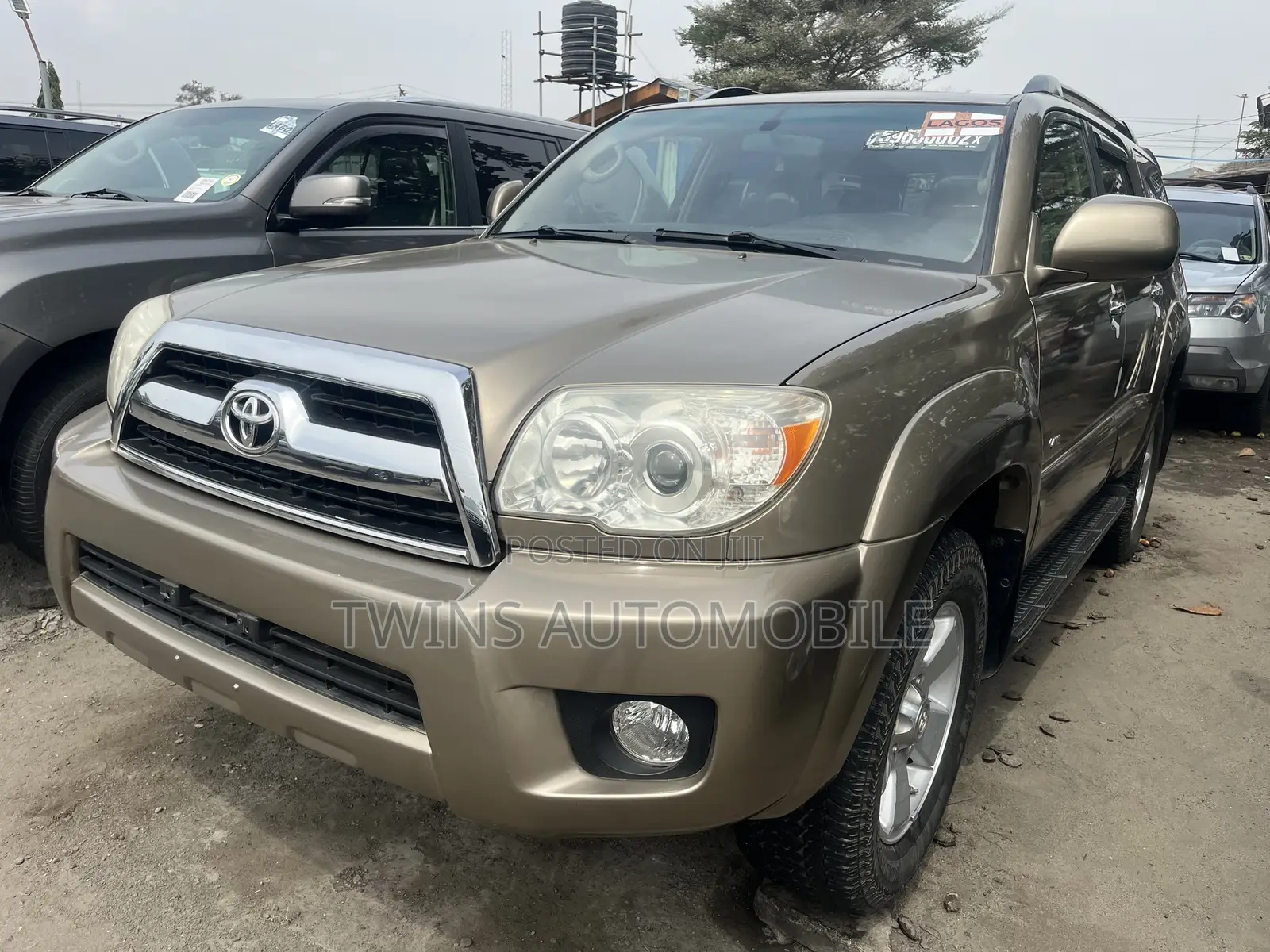 Toyota 4-Runner Limited 2008 Gold