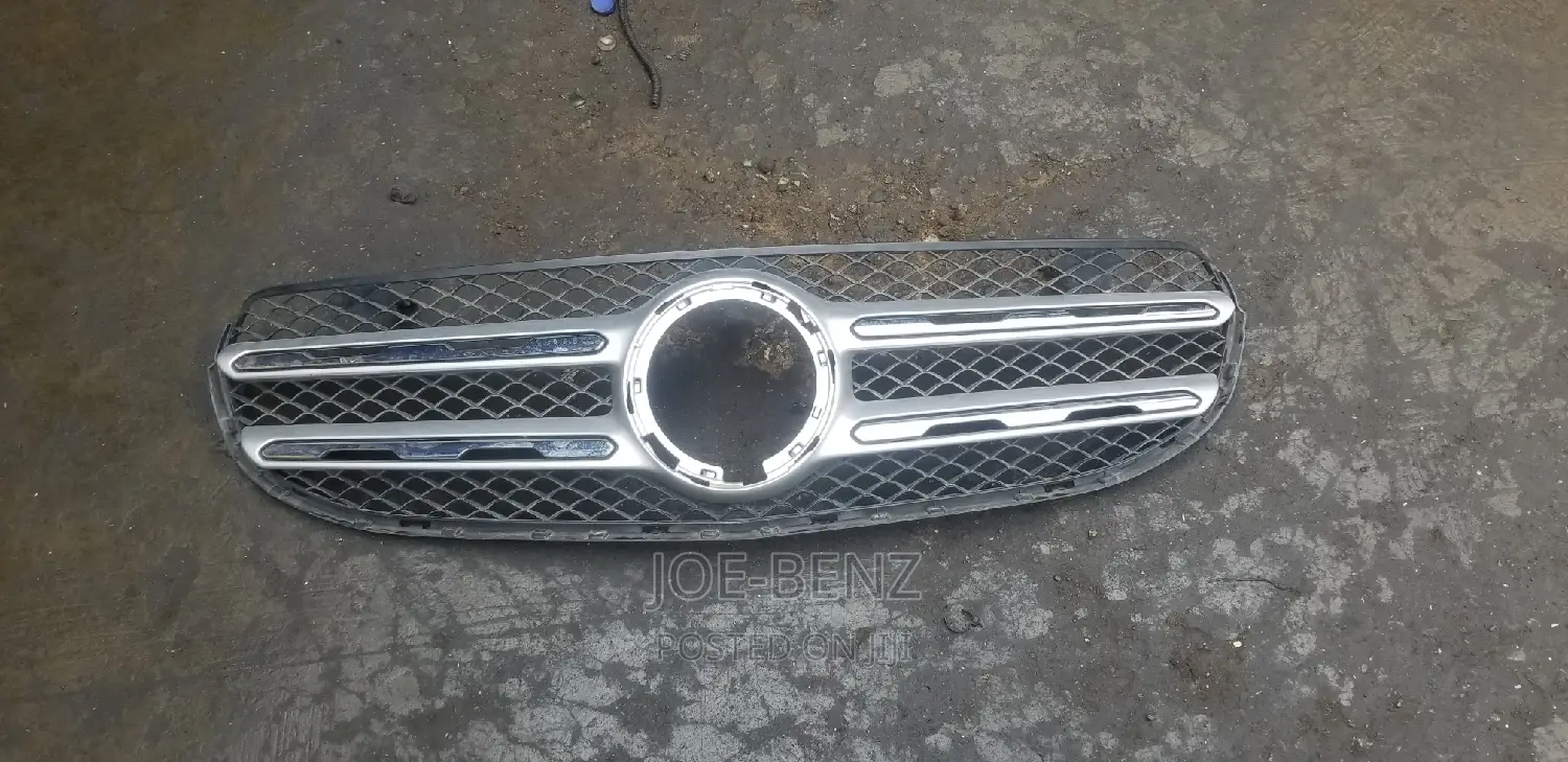 GLC300 2021 Front Grill Replacements
