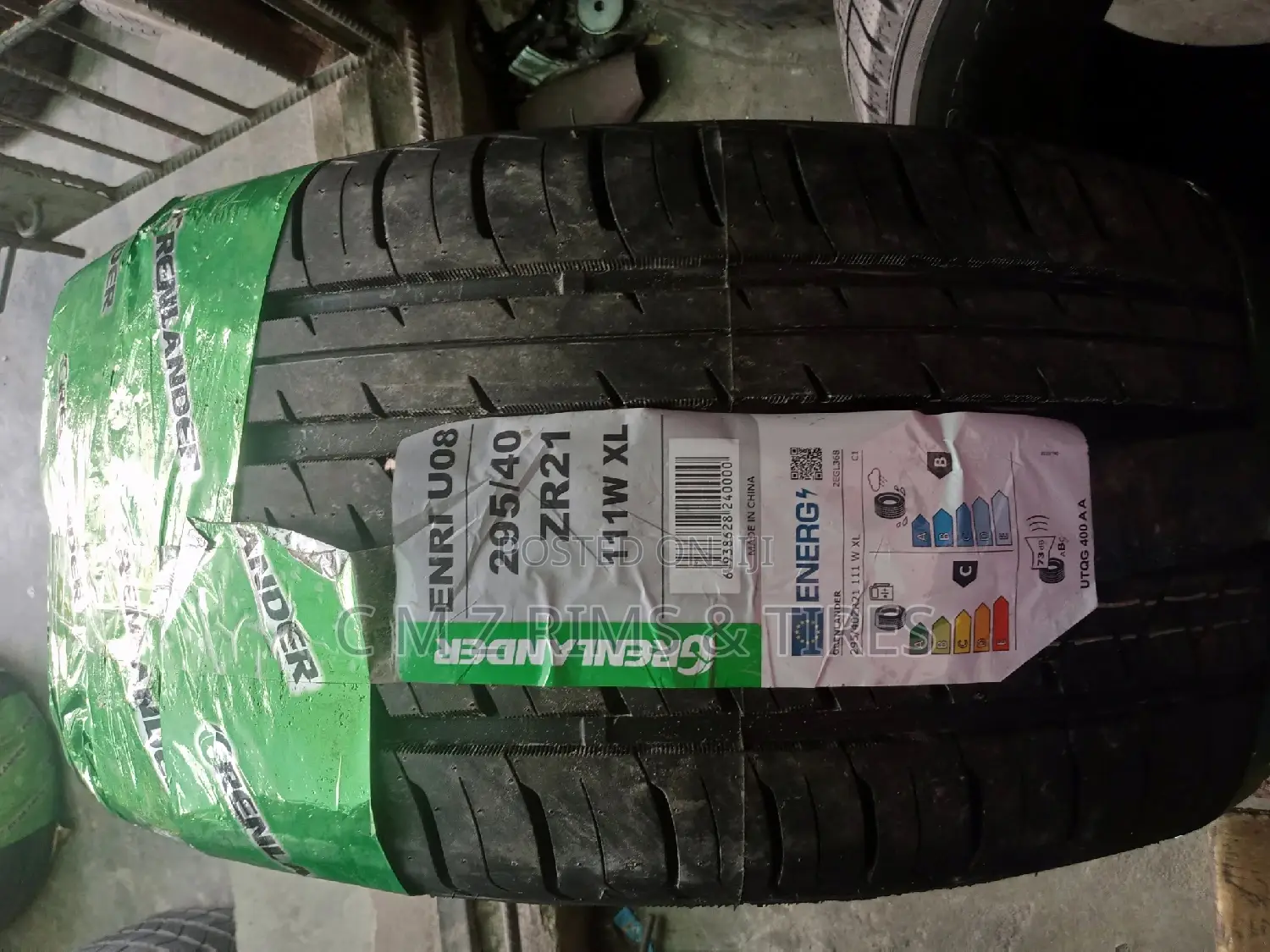 295/40r21 Brand New Tires