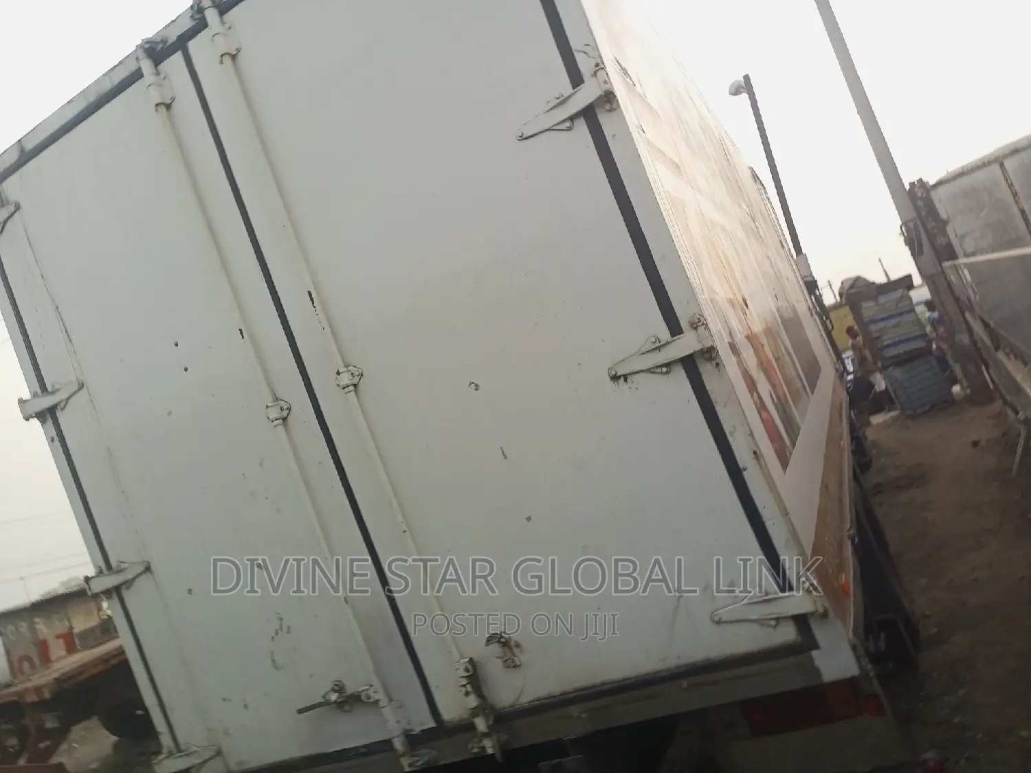 Daf Trailer