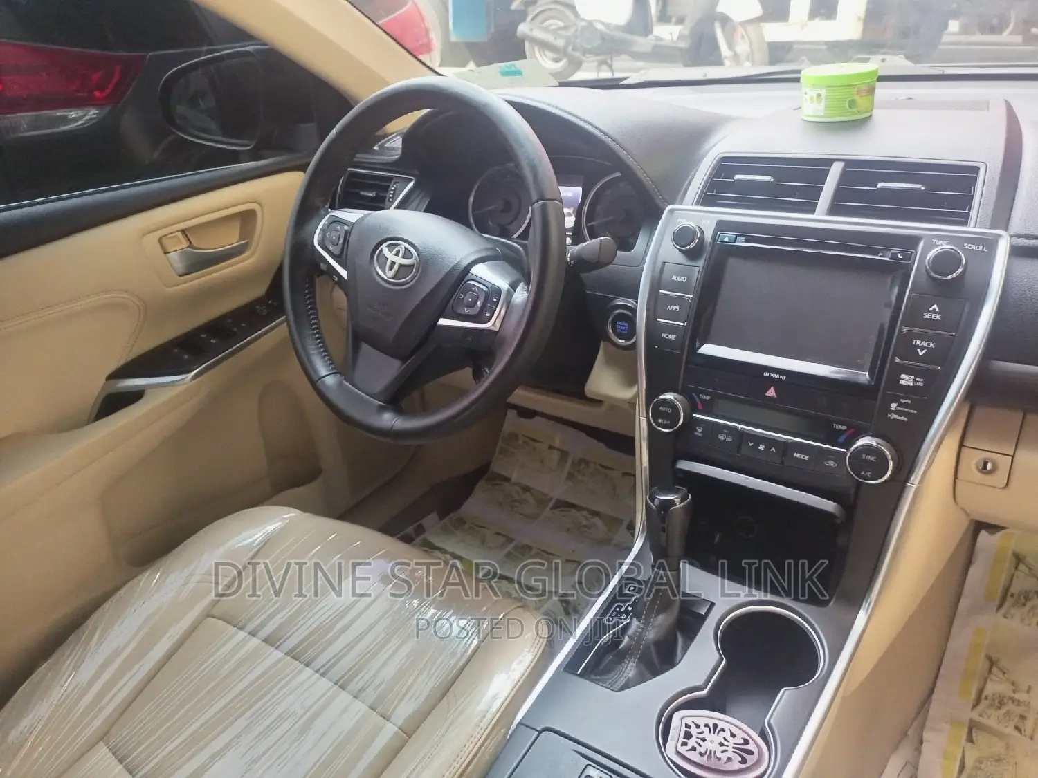 Toyota Camry 2016 White