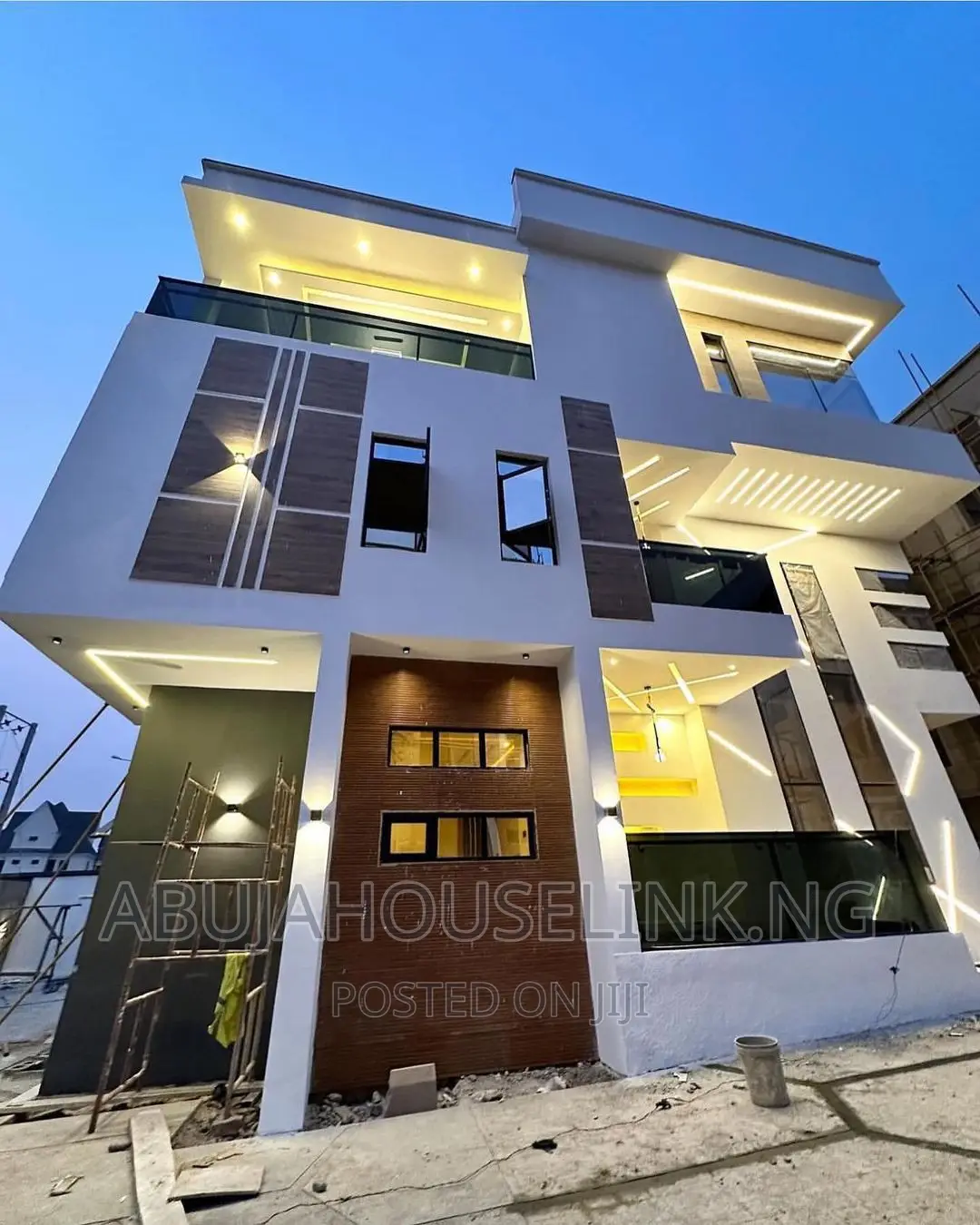 5bdrm Duplex in Asokoro Main Abuja for sale