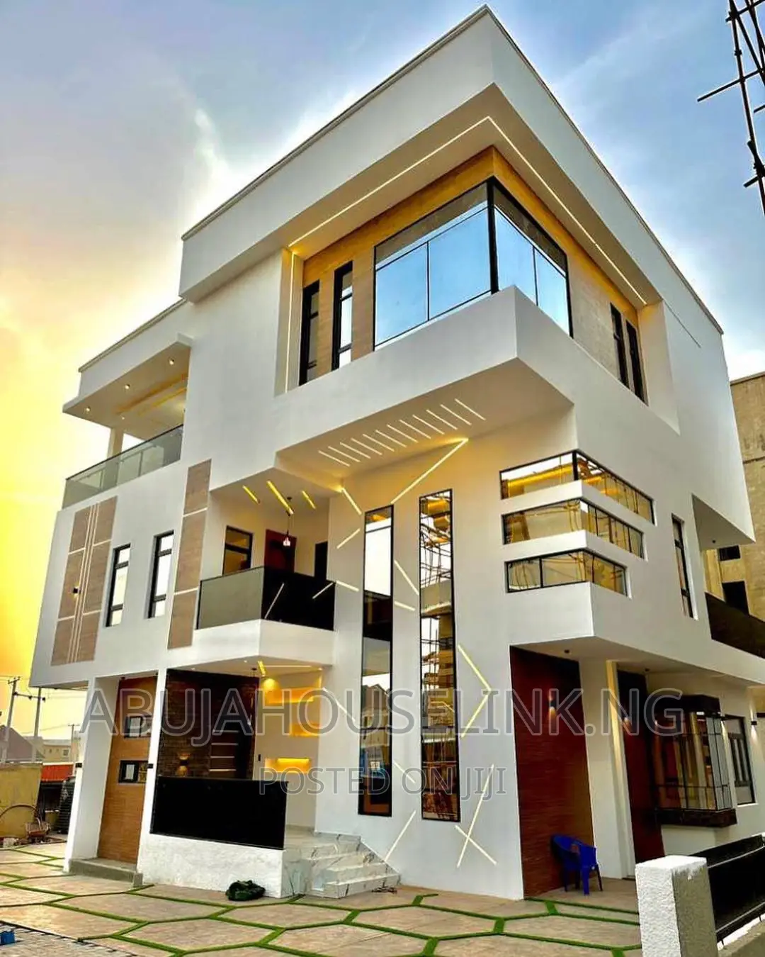 5bdrm Duplex in Asokoro Main Abuja for sale