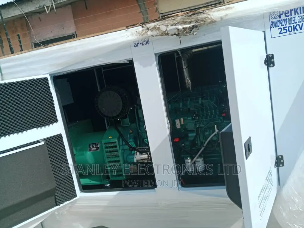 250kva Soundproof Generator 100 Percent Copper Coil