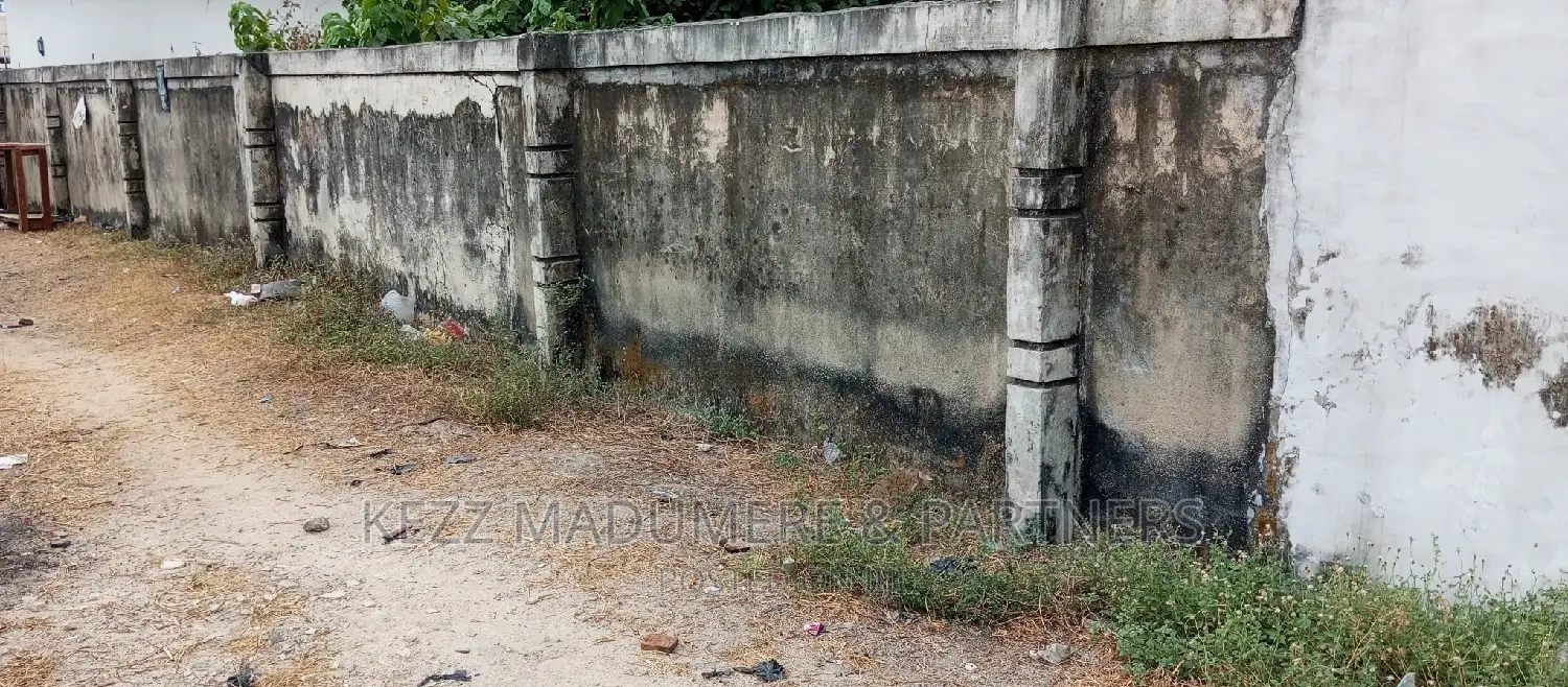 For Sale: 4 Plots on the MAJOR PSYCHIATRIC HOSPITAL RD