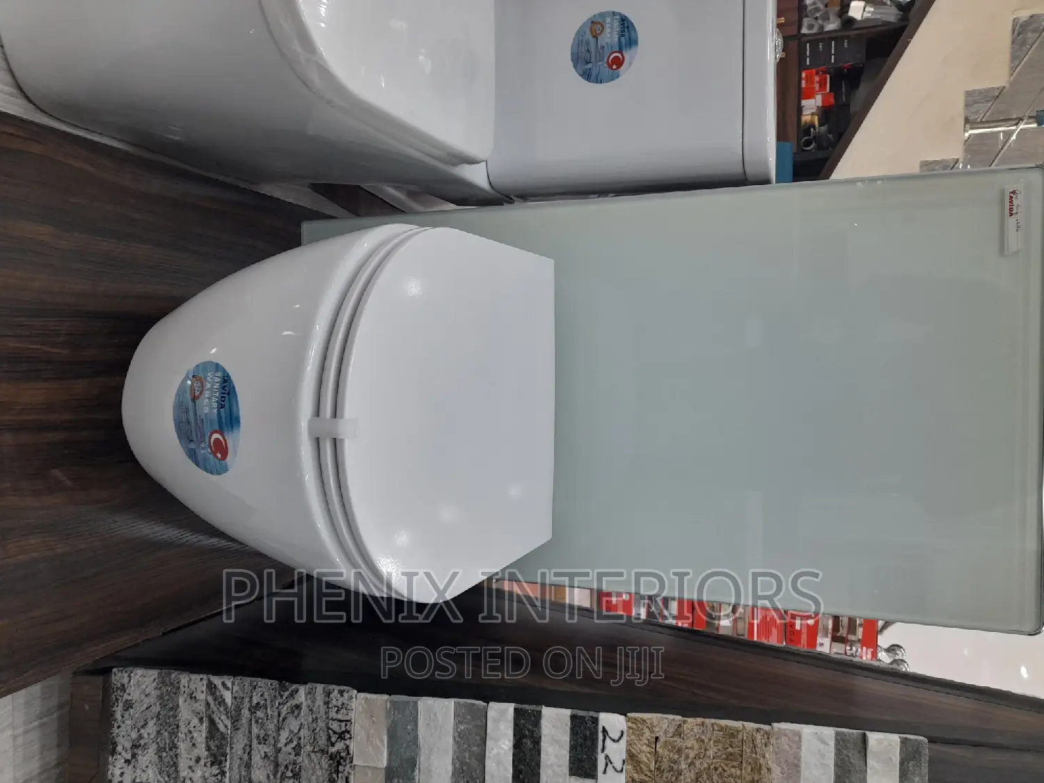 Glass Tank Wall Hung Toilet Water Closet
