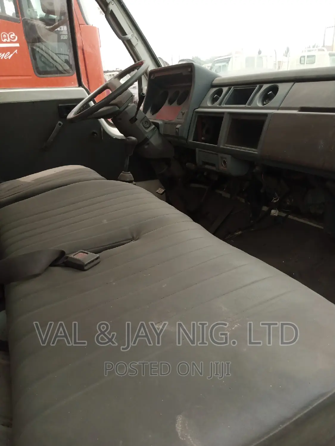 Toyota Dyna 300 - Direct Hand - Long Chassis (3RZ Petrol)