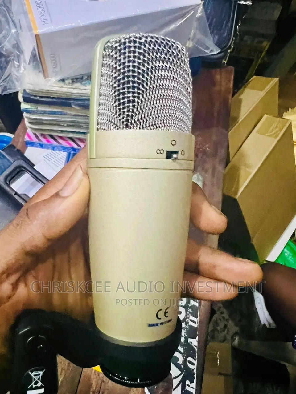 Behringer C-3 Dual-Diaphragm Studio Condenser Microphone