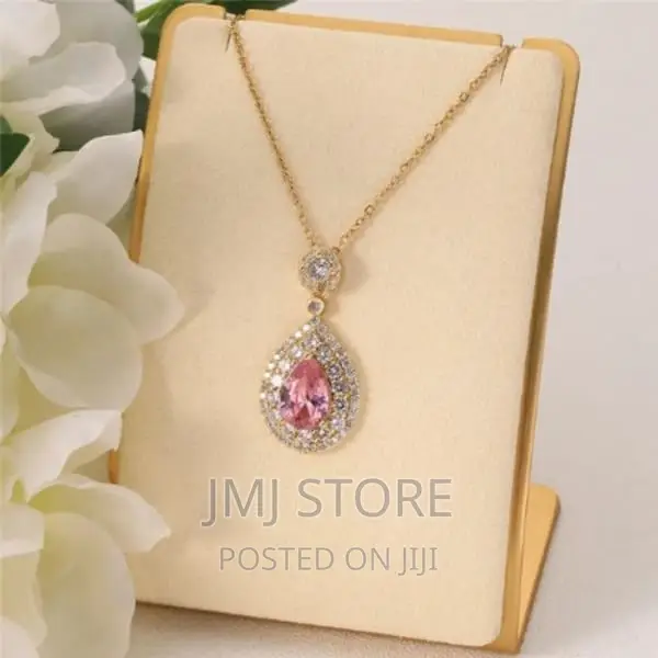 Luxe Collection Zircon Pendant Necklace