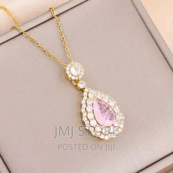 Luxe Collection Zircon Pendant Necklace