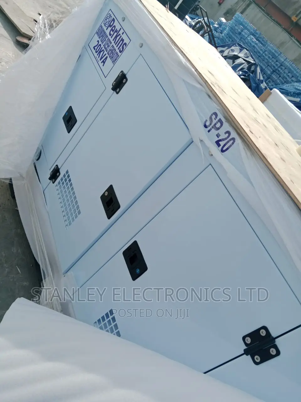 20kva Perkins Soundproof Diesel Generator Free Insulation