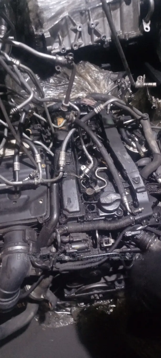 Mercedes Benz Engine