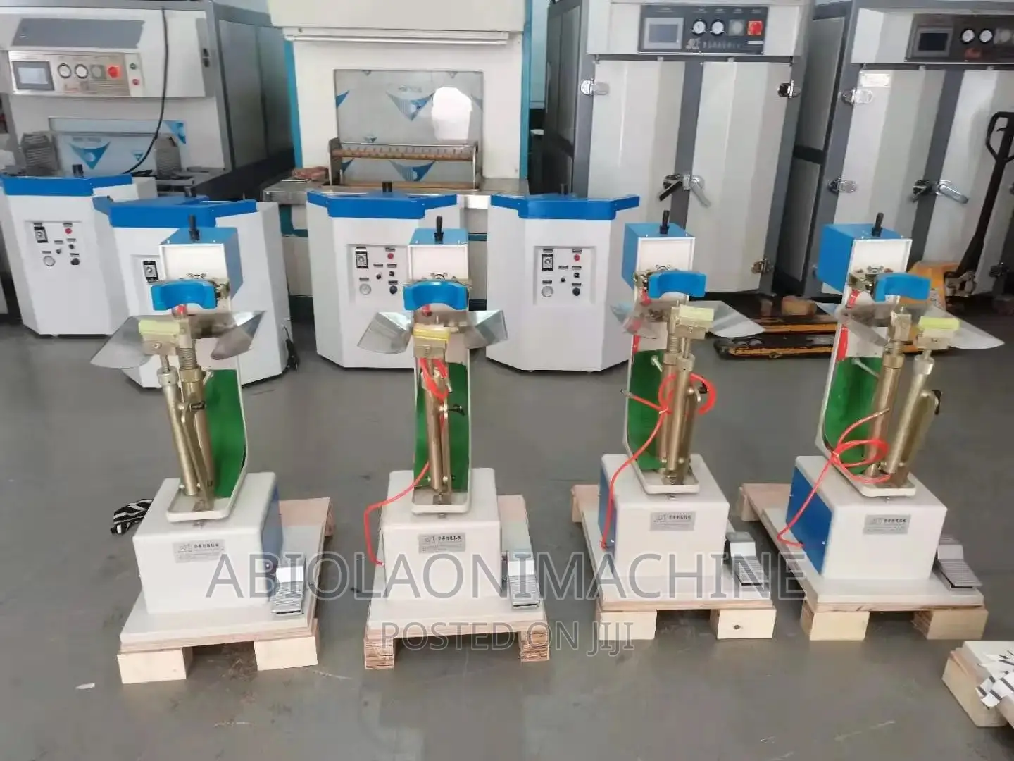 Manual Shoe Side Lasting Machine