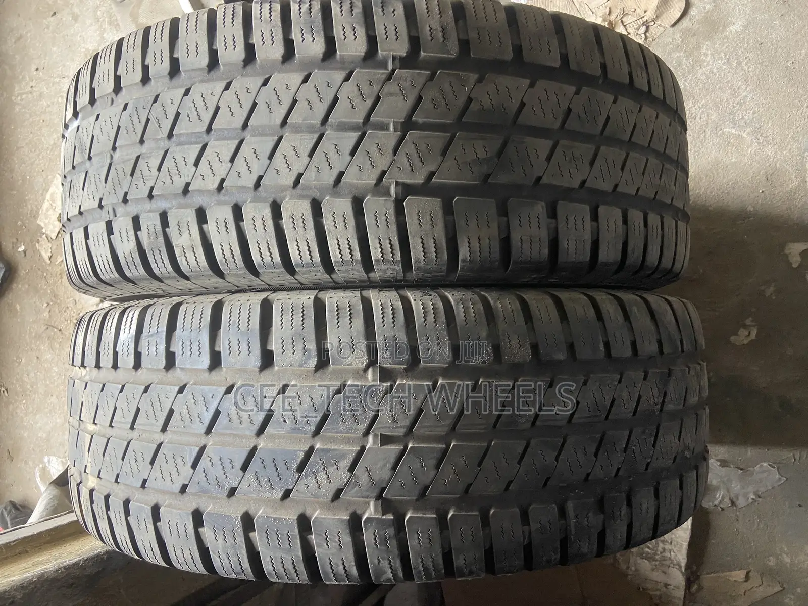 245/75r16 Lt