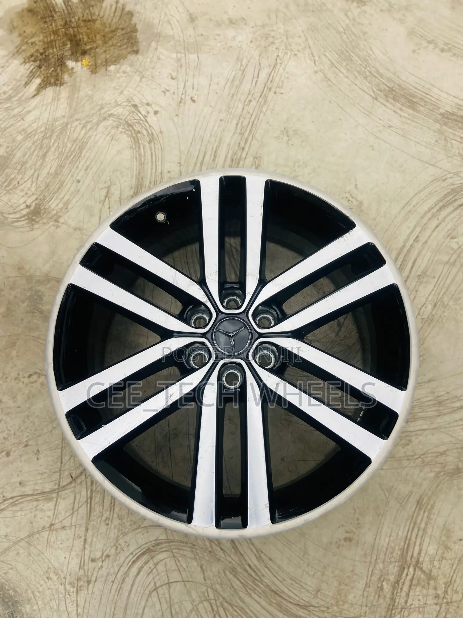 19 Inch 6hole for Mercedes Truck and Sprinter