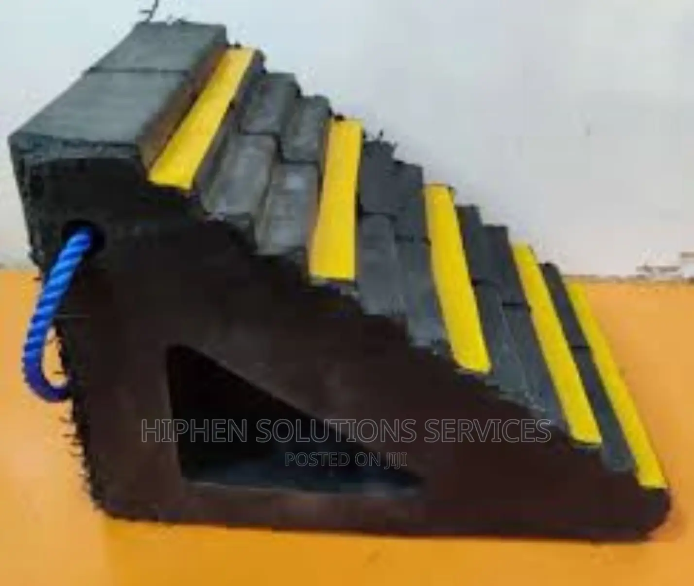 Rubber Wheel Chock, For Parking