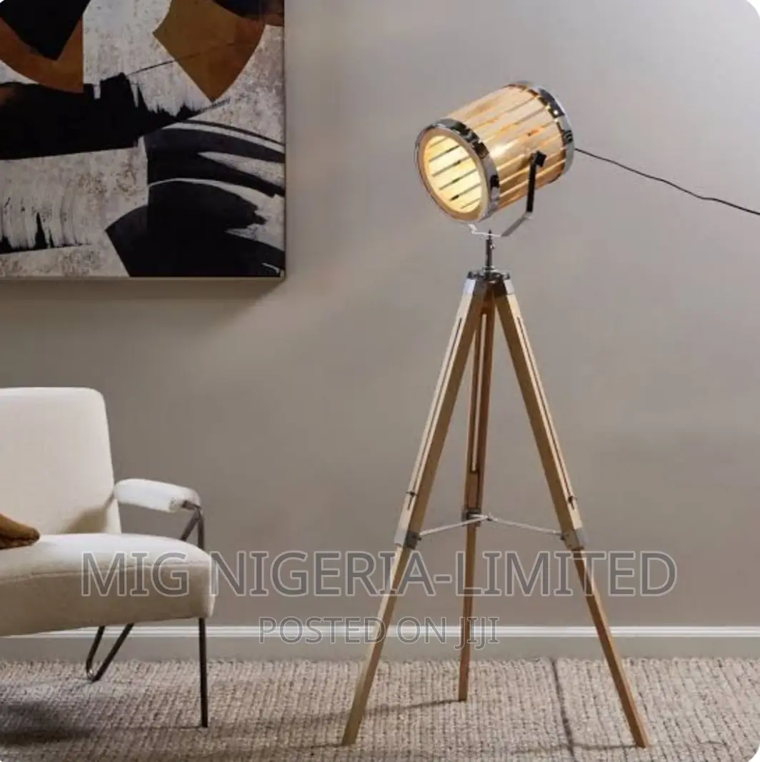 Wooden Industrial Tripod Floor Lamp Studio Light